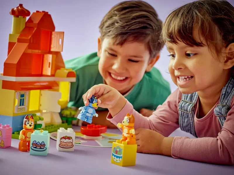Duplo Bluey's Family House With Memory Game - Image 4