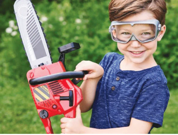 Power Chainsaw - Image 2